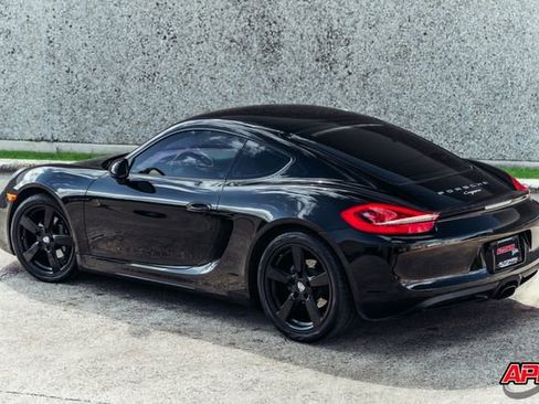 Used 2014 Porsche Cayman image 3