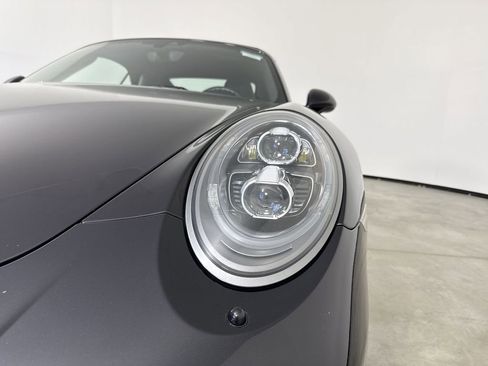 Certified 2015 Porsche 911 Turbo AWD/4WD image 11