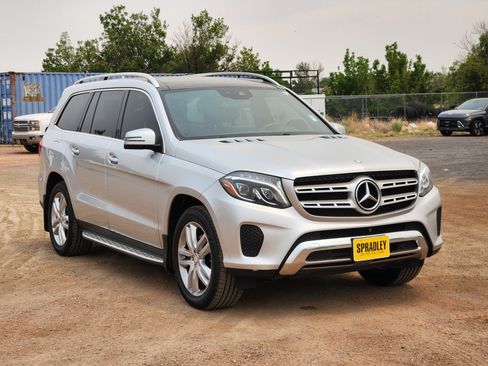 Used 2017 Mercedes-Benz GLS 450 4MATIC image 5