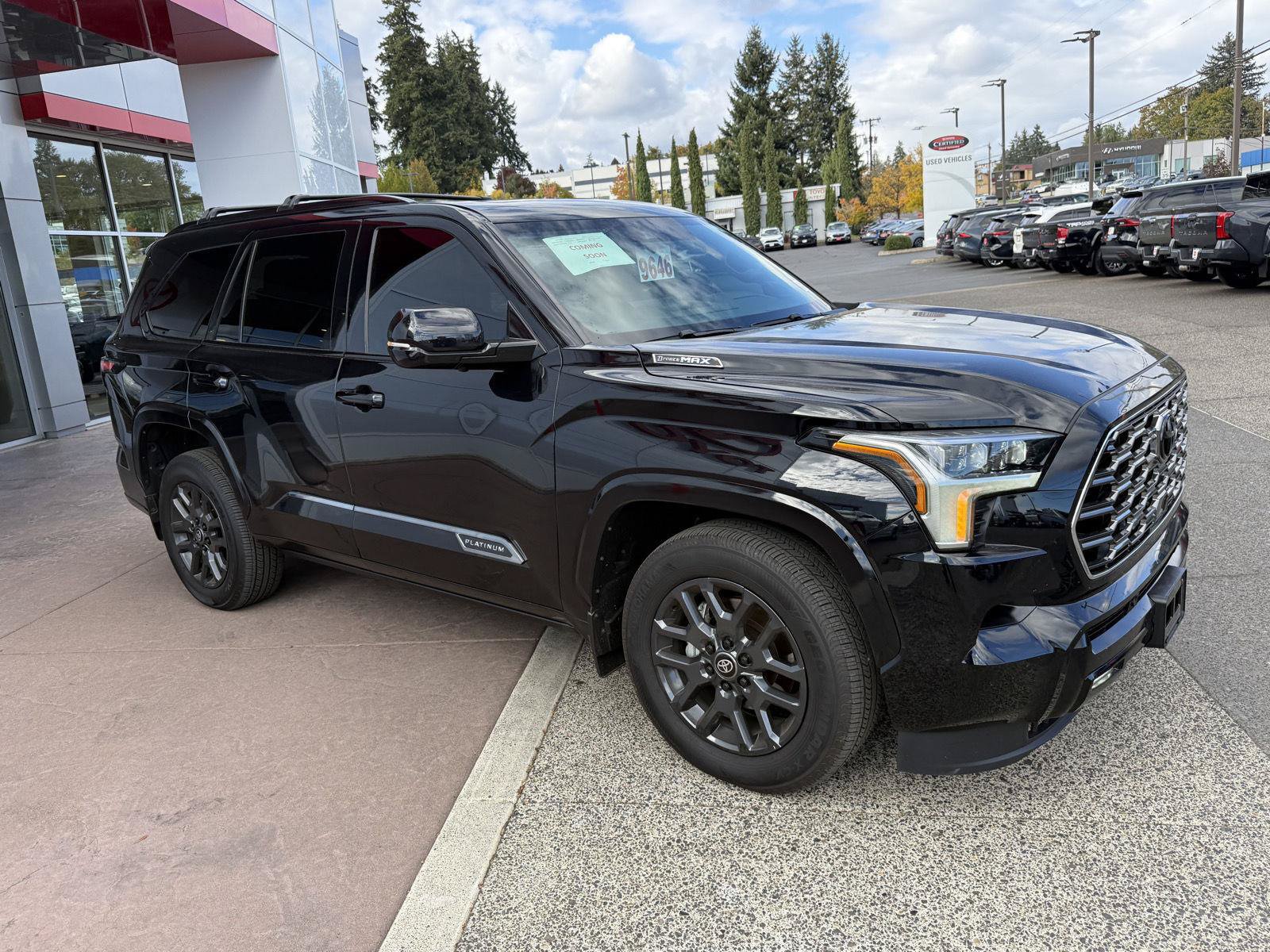 Used 2026 Toyota Sequoia Platinum AWD/4WD image 7