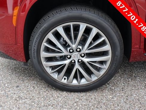 New 2025 Buick Enclave Avenir w/ Trailering Package, 5000 lbs. image 9