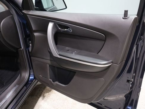 Used 2012 GMC Acadia SLT image 26