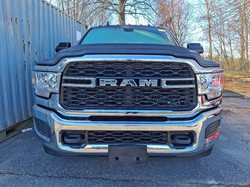 Used 2022 RAM 3500 Tradesman image 2