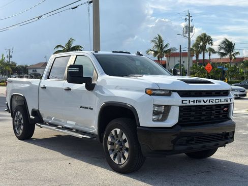 Used 2022 Chevrolet Silverado 2500 Custom w/ Custom Value Package AWD/4WD image 7