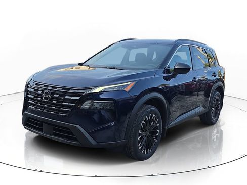 New 2026 Nissan Rogue Dark Armor FWD image 3