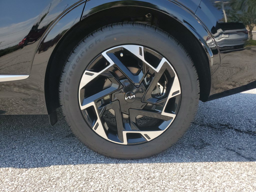 Used 2023 Kia Sportage SX FWD image 12