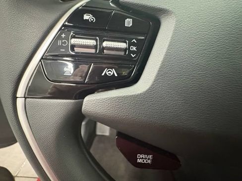 Used 2023 Kia Niro EX FWD image 15