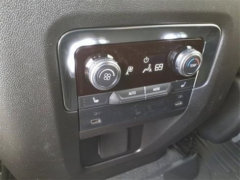 New 2026 GMC Yukon Elevation w/ LPO, Floor Liner Package image 16