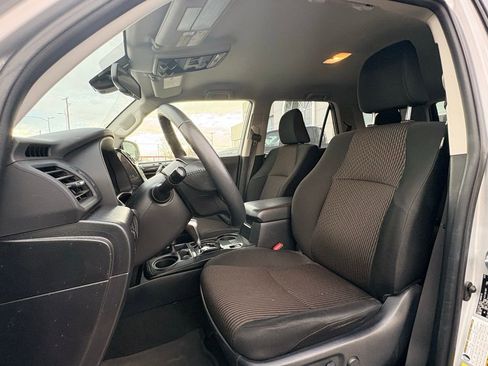 Used 2024 Toyota 4Runner TRD Off-Road image 21