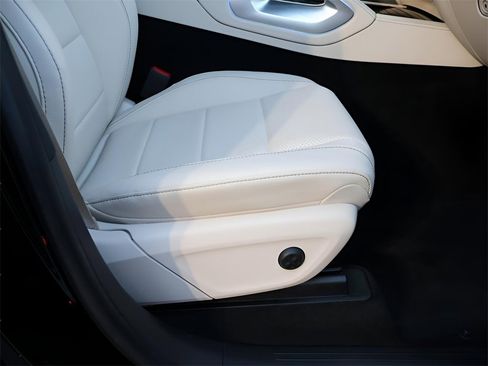 Certified 2025 Mercedes-Benz GLE 350 4MATIC image 12