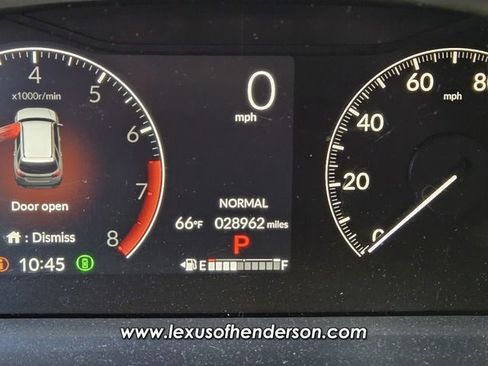 Used 2025 Honda Pilot TrailSport image 32