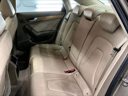 Used 2010 Audi A4 2.0T Premium image 27