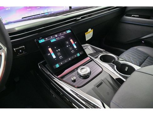 New 2026 Cadillac Escalade IQL Luxury image 40