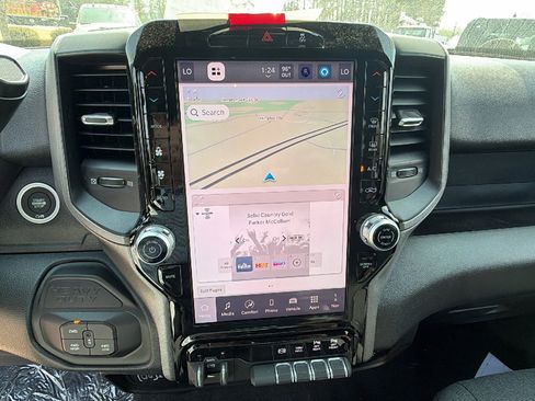 New 2026 RAM 2500 Tradesman AWD/4WD image 25