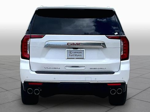 Used 2023 GMC Yukon Denali w/ Denali Reserve Package AWD/4WD image 5