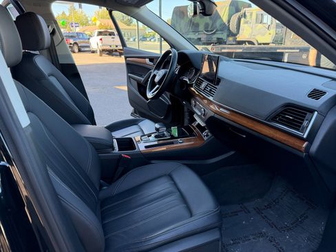 Used 2022 Audi Q5 2.0T Premium image 19
