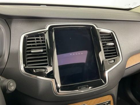 Certified 2024 Volvo XC90 B6 Plus image 13