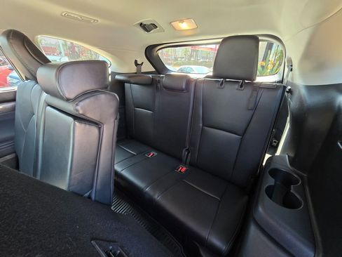 Used 2022 Toyota Highlander Limited image 25
