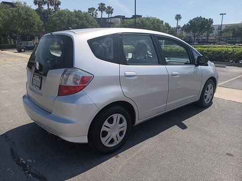 Used 2011 Honda Fit image 7
