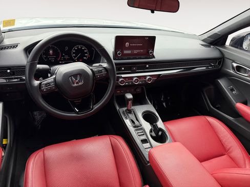 Used 2025 Honda Civic Sport image 15
