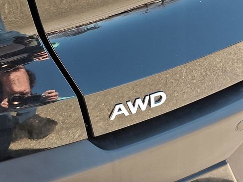 Used 2025 INFINITI QX55 Essential image 34