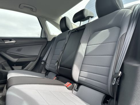 New 2025 Volkswagen Jetta SE image 29