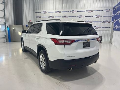Used 2020 Chevrolet Traverse LT FWD image 4