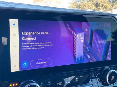 New 2026 Toyota Highlander Platinum image 12