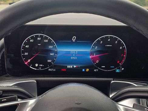 Used 2025 Mercedes-Benz GLB 250 GLB 250 image 26