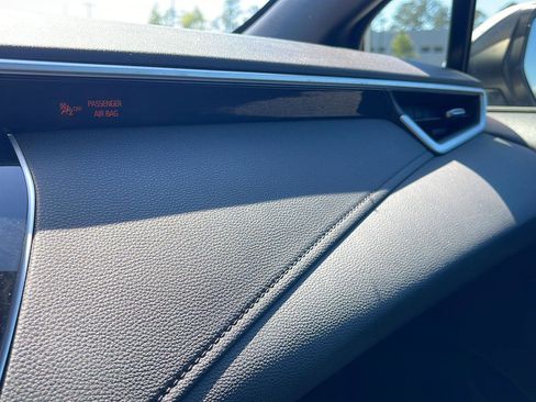 Used 2020 Toyota Corolla SE image 20