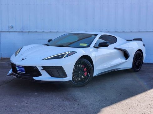Used 2023 Chevrolet Corvette Stingray Preferred Cpe w/ Z51 Performance Package RWD image 1