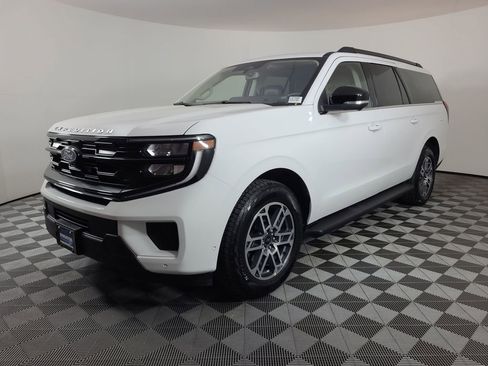 Used 2025 Ford Expedition Max Active image 7