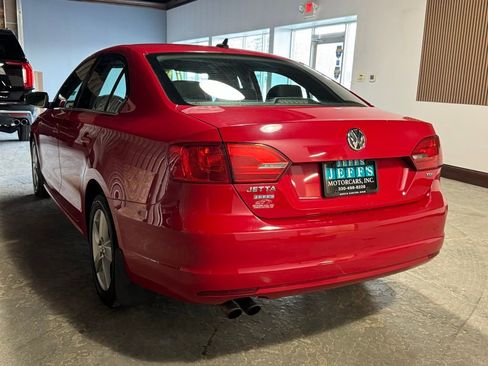Used 2013 Volkswagen Jetta TDI image 6