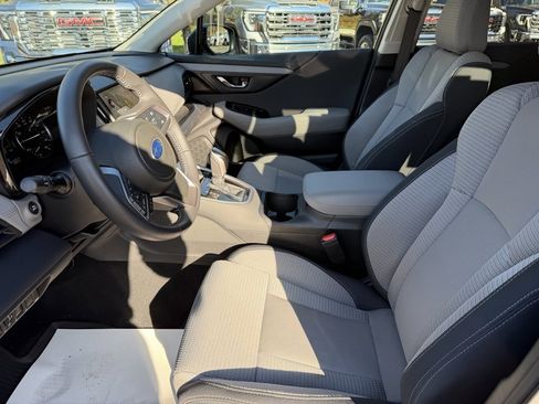 Used 2025 Subaru Outback Premium w/ Popular Package #1 image 14