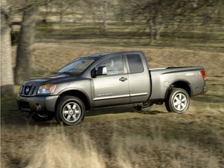Used 2014 Nissan Titan PRO-4X AWD/4WD video 1