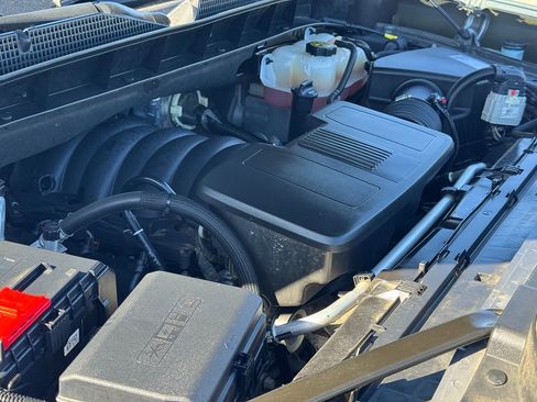 Used 2021 GMC Sierra 1500 SLE w/ Preferred Package image 48