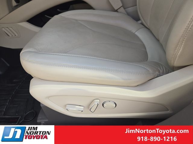 Used 2019 Lincoln Nautilus Reserve FWD image 26