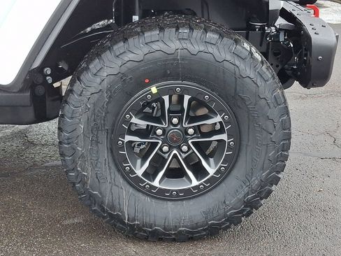 New 2026 Jeep Wrangler Unlimited Rubicon image 8