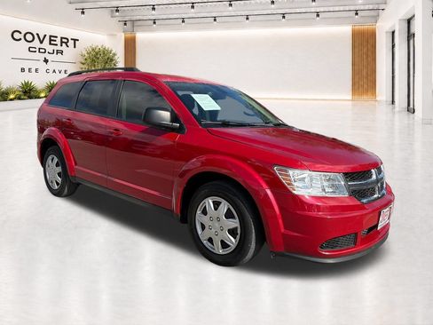 Used 2020 Dodge Journey SE FWD image 2