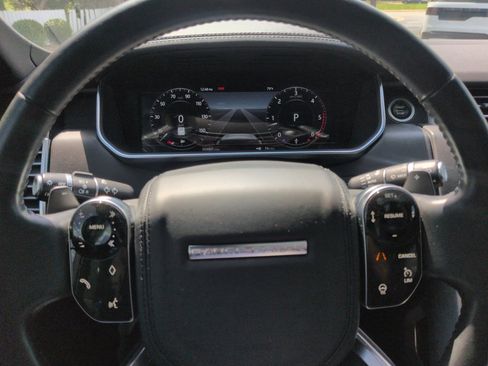 Used 2019 Land Rover Range Rover HSE image 19