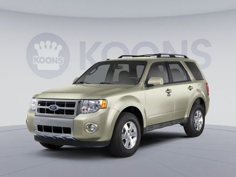 Used 2010 Ford Escape XLT image 1