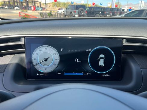 Used 2023 Hyundai Tucson Limited image 10