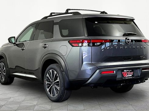 New 2026 Nissan Pathfinder Platinum AWD/4WD image 6