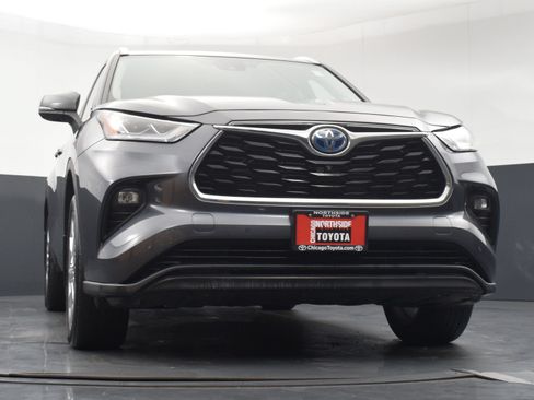 Used 2023 Toyota Highlander Limited AWD/4WD image 37