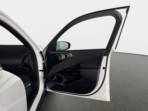 Used 2026 BMW X3 xDrive30 w/ Premium Package image 22