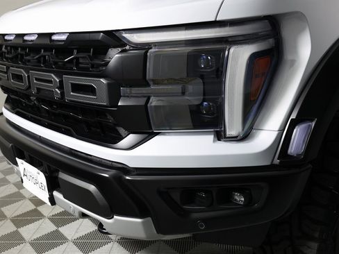 Used 2025 Ford F150 Raptor image 43