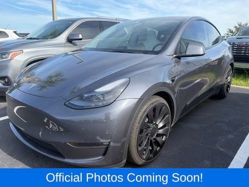 Used 2023 Tesla Model Y Performance AWD/4WD image 2
