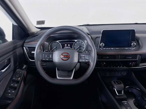 Certified 2025 Nissan Rogue SV AWD/4WD image 19