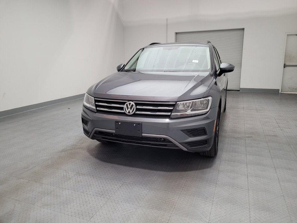 Used 2020 Volkswagen Tiguan SE w/ Panoramic Sunroof Package FWD image 15