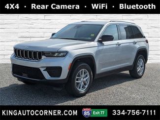 New 2023 Jeep Grand Cherokee Laredo X image 1